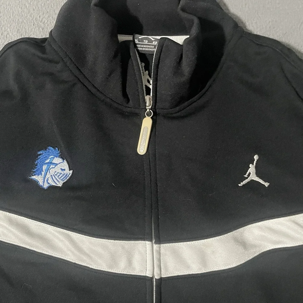 Jordan Track Jacket Men's XL Black‎ Full Zip Athletic Embroidered Knight